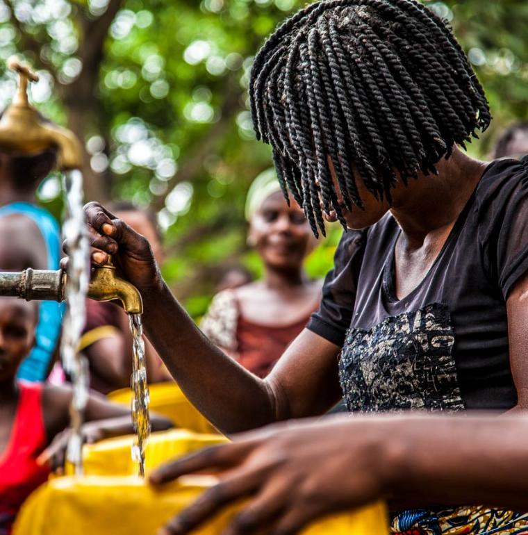 Distribution of drinking water in Kinshasa